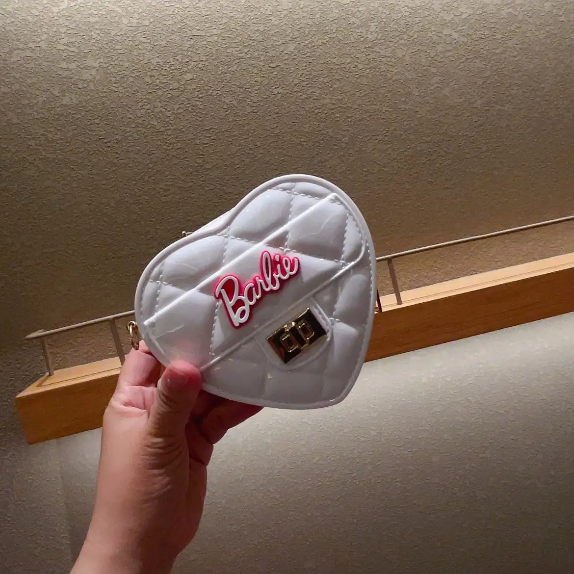 Pink Heart-Shaped Mini Coin Purse for Girls — feature 20
