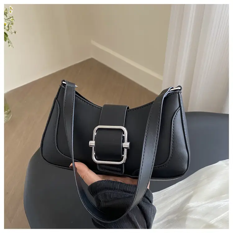 2024 Women's Black Crossbody Bag Niche Design - Image 2