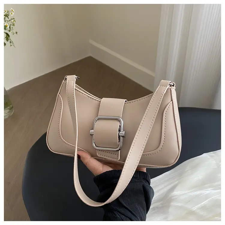 2024 Women's Black Crossbody Bag Niche Design - Image 3