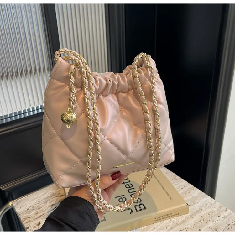 Women Rhomboid Chain Bucket Bag Cream Gold — feature 20