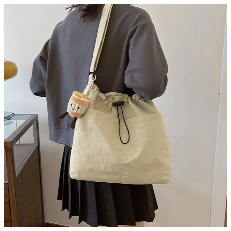 Women Casual Large Shoulder Bag Red 2024 — feature 13