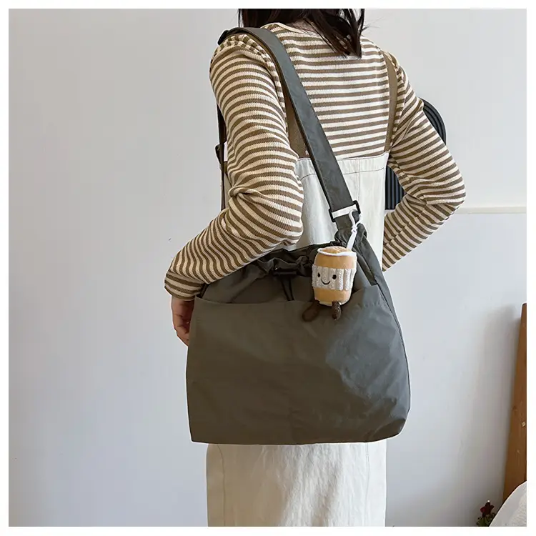 Women Casual Large Shoulder Bag Red 2024 — feature 15