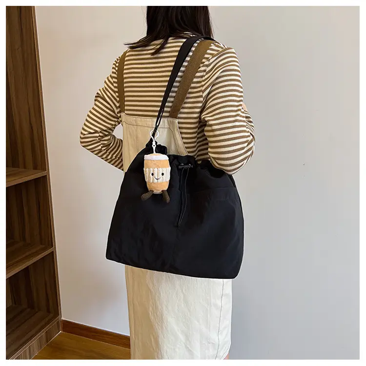 Women Casual Large Shoulder Bag Red 2024 — feature 19