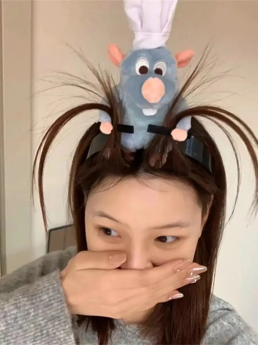 Cute Plush Mouse Face Wash Hair Band for Women — feature 3