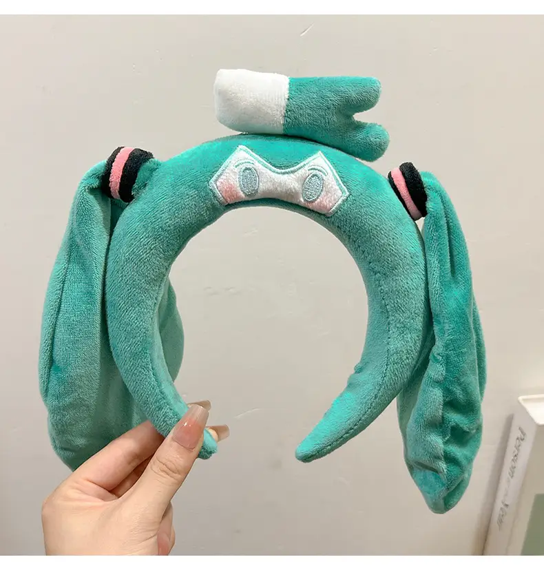 Cute Plush Mouse Face Wash Hair Band for Women - Image 40