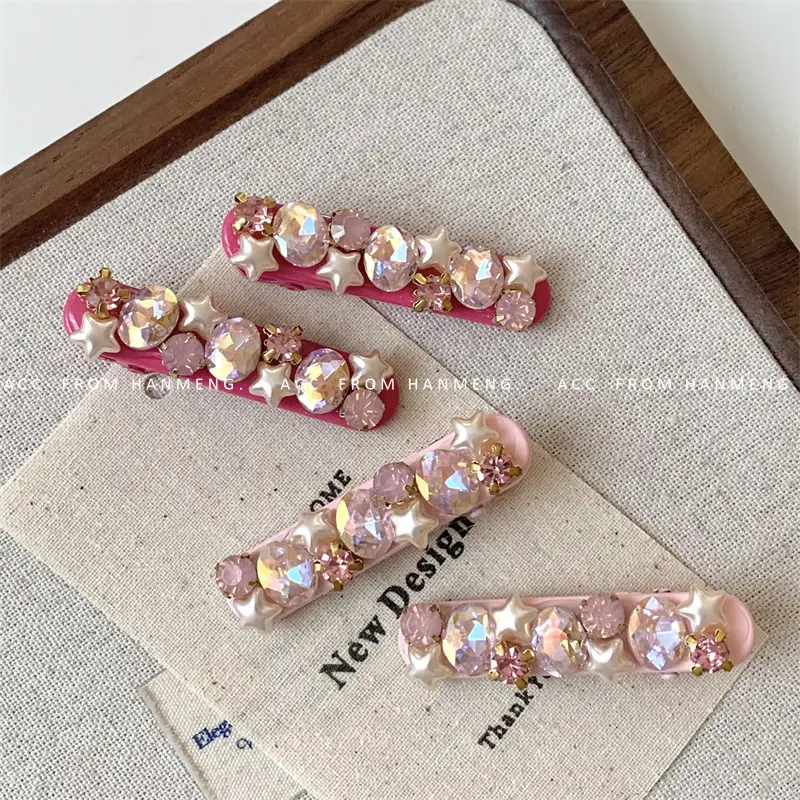 Retro Pink Flash Diamond Five Point Star Hairpin Clips — feature 2