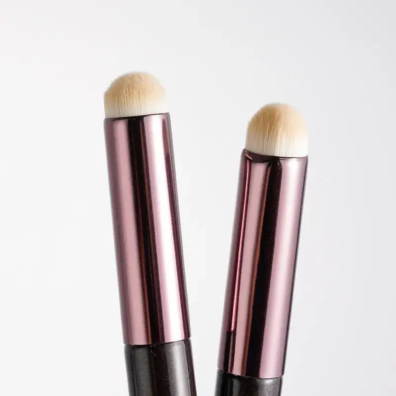 Rose Pigmented Lip Brush for Flawless Application - Image 8