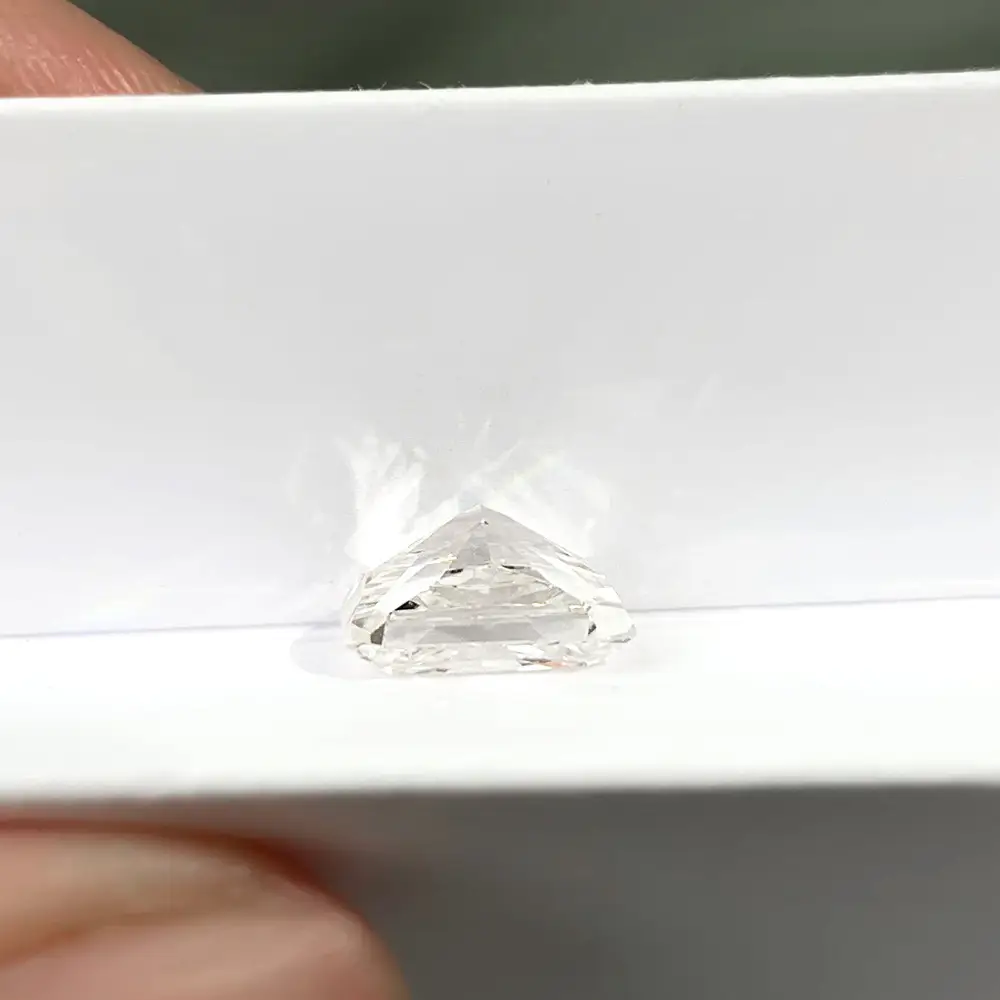 Moissanite Radiant Def Vvs Wuzhou Origin - Image 3