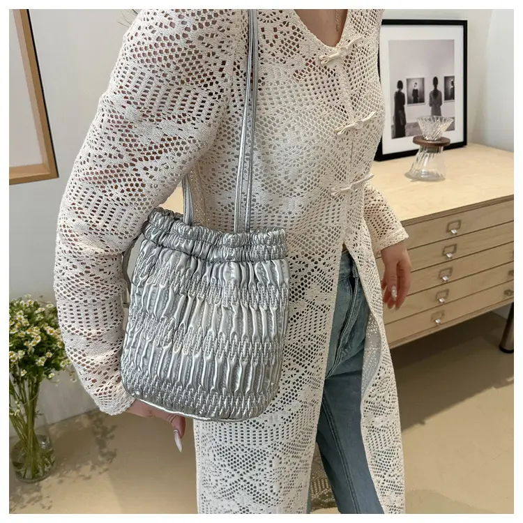 Black Pleated Shoulder Bag for Women 2024 Spring New Arrival — feature 17