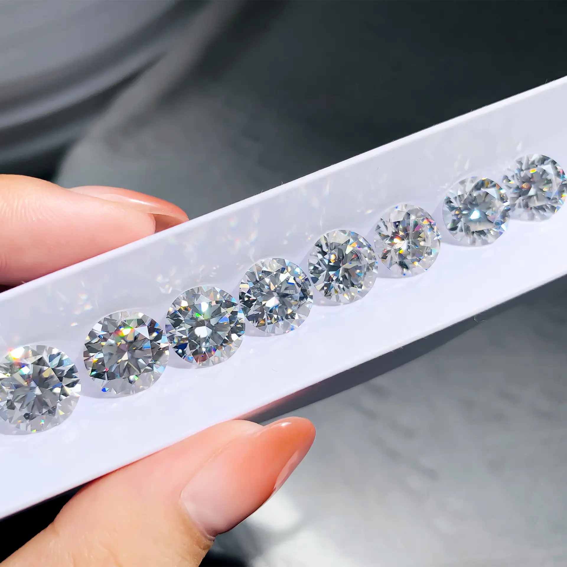 Moissanite Bare Stone Round DEFGH Set - Image 2