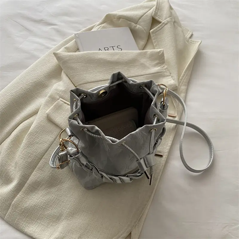 Women's Light Grey Bucket Bag with Chain Strap - Image 10