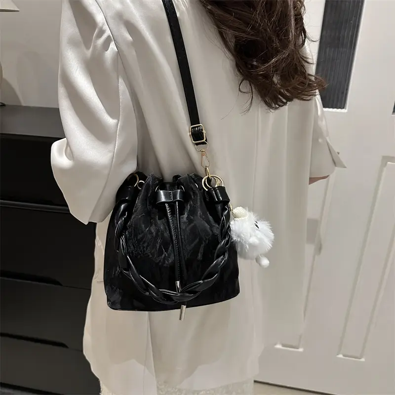 Women's Light Grey Bucket Bag with Chain Strap - Image 6