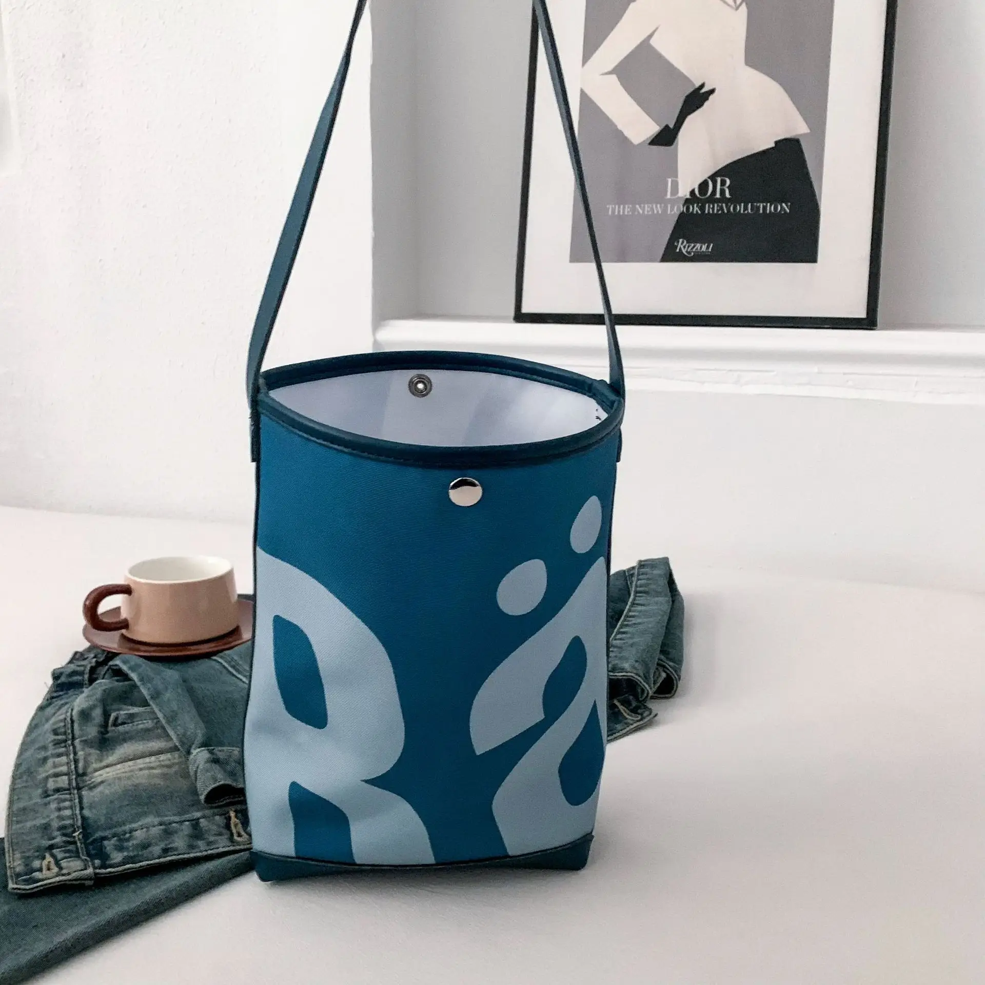 Blue Letter Print Women's Shoulder Bag — feature 4