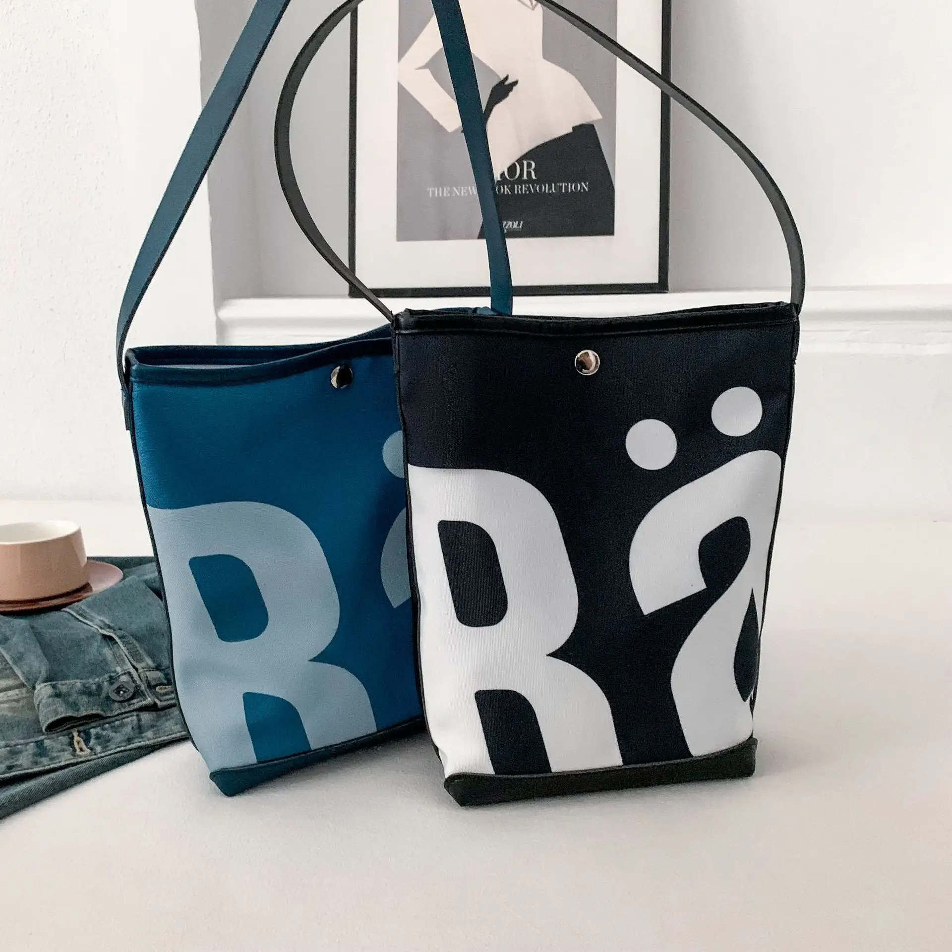 Blue Letter Print Women's Shoulder Bag — feature 7