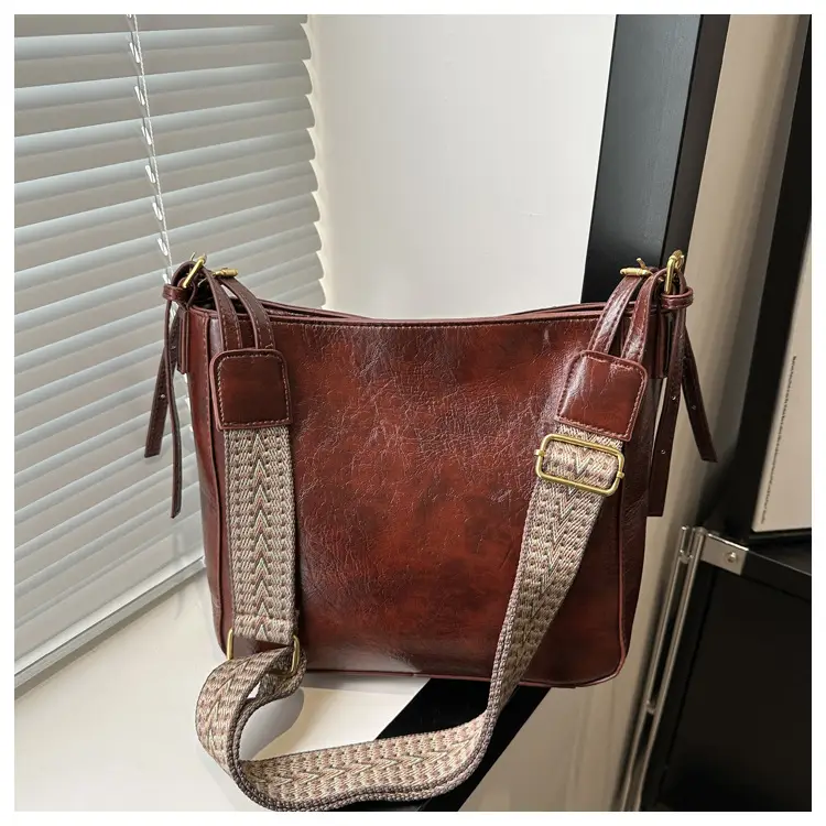 Vintage Korean Style Brown Leather Shoulder Crossbody Bag — feature 23