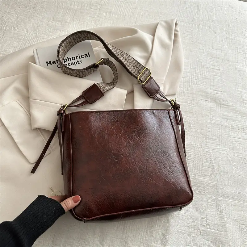 Vintage Korean Style Brown Leather Shoulder Crossbody Bag - Image 2