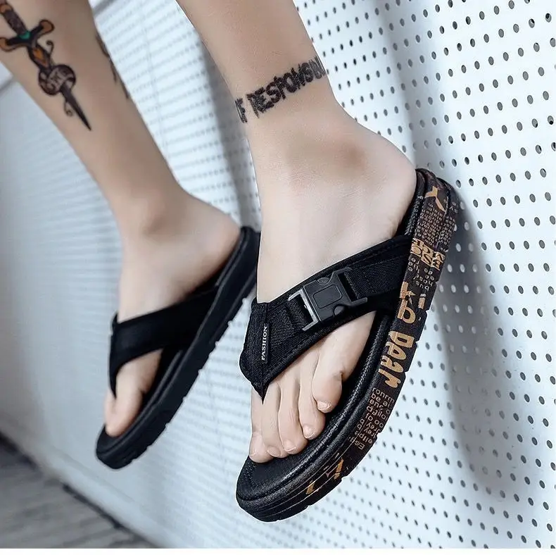Men's Slippers 2026 Summer New Trendy Outdoor Beach Flip-Flops Non-Slip Odor-Resistant Casual Men's Flip-Flops — feature 10