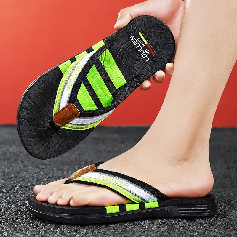 Factory direct 2024 summer new slippers men wear non-slip beach flip-flops flip-flops household slippers