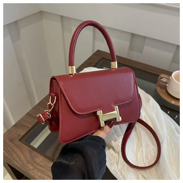 Women's Black H-H Shoulder Bag 2024 Summer — feature 10
