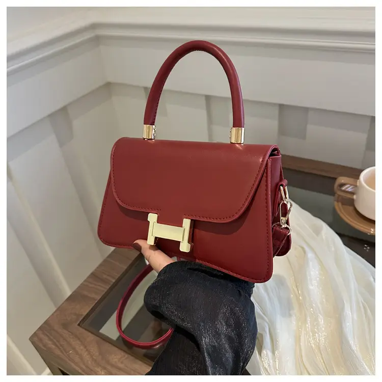 Women's Black H-H Shoulder Bag 2024 Summer — feature 11