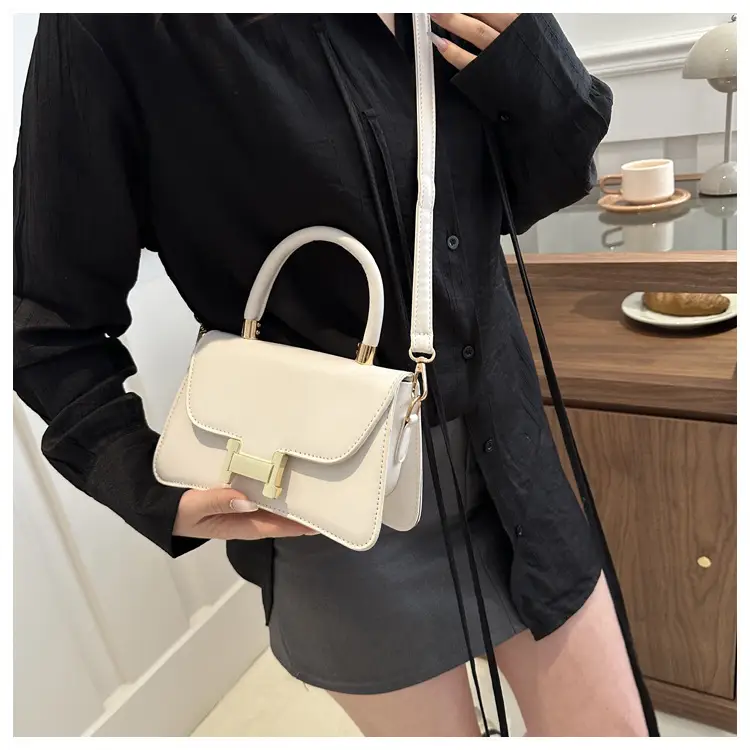 Women's Black H-H Shoulder Bag 2024 Summer — feature 24