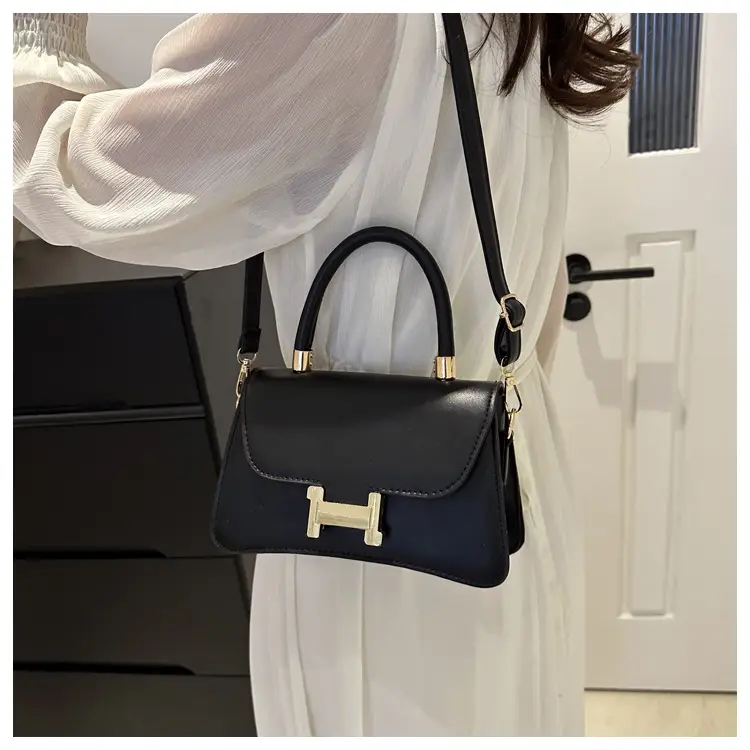 Women's Black H-H Shoulder Bag 2024 Summer — feature 28
