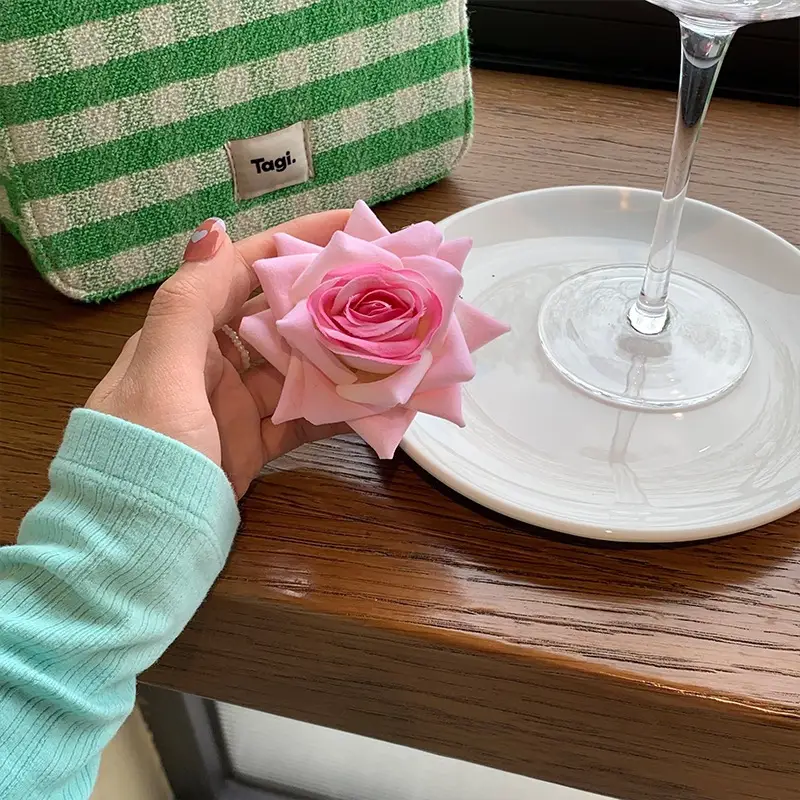 Plumed Hair Clip for Women Summer 2024 - Image 16