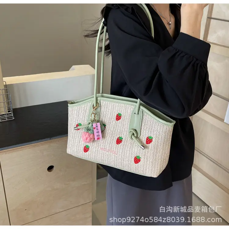 Straw Tote Bag Women Large Capacity Strawberry Embroidered — feature 17