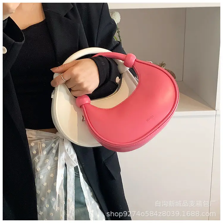White French Niche Shoulder Bag for Women 2026 — feature 16