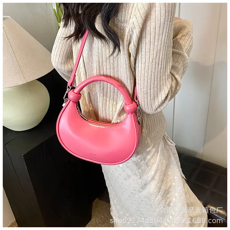 White French Niche Shoulder Bag for Women 2026 — feature 24