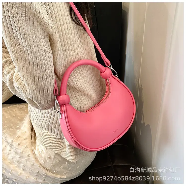 White French Niche Shoulder Bag for Women 2026 — feature 25