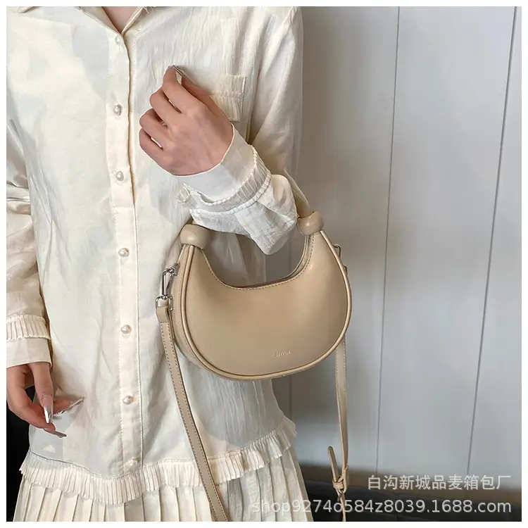 White French Niche Shoulder Bag for Women 2026 — feature 26