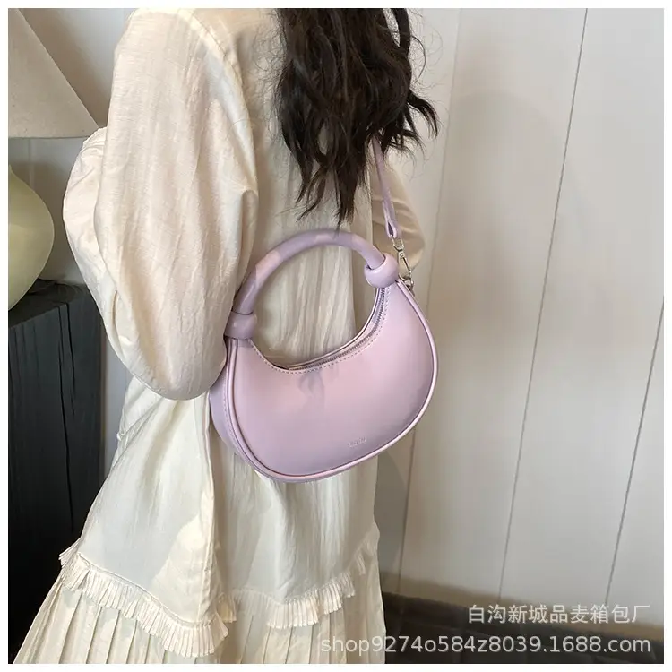 White French Niche Shoulder Bag for Women 2026 — feature 28