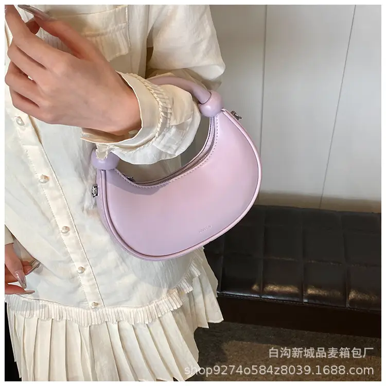 White French Niche Shoulder Bag for Women 2026 — feature 29