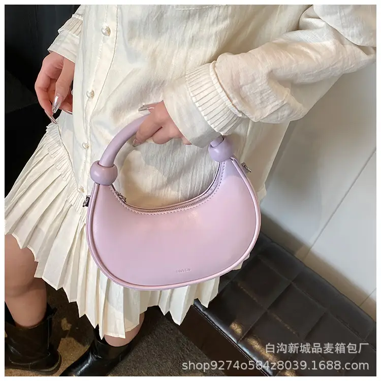 White French Niche Shoulder Bag for Women 2026 — feature 30