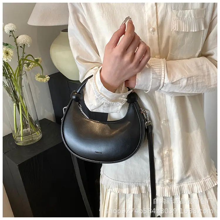 White French Niche Shoulder Bag for Women 2026 — feature 35