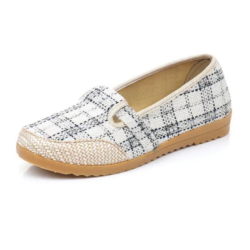26 New Spring Models of Old Beijing Cloth Shoes with Non-Slip Rubber Soles, Comfortable Women's Shoes for Middle-Aged and Elderly Mothers, Casual Soft-Soled Shoes - Image 18