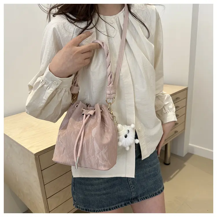 Korean Style Bucket Bag Women's Shoulder Bag Summer 2024 — feature 10