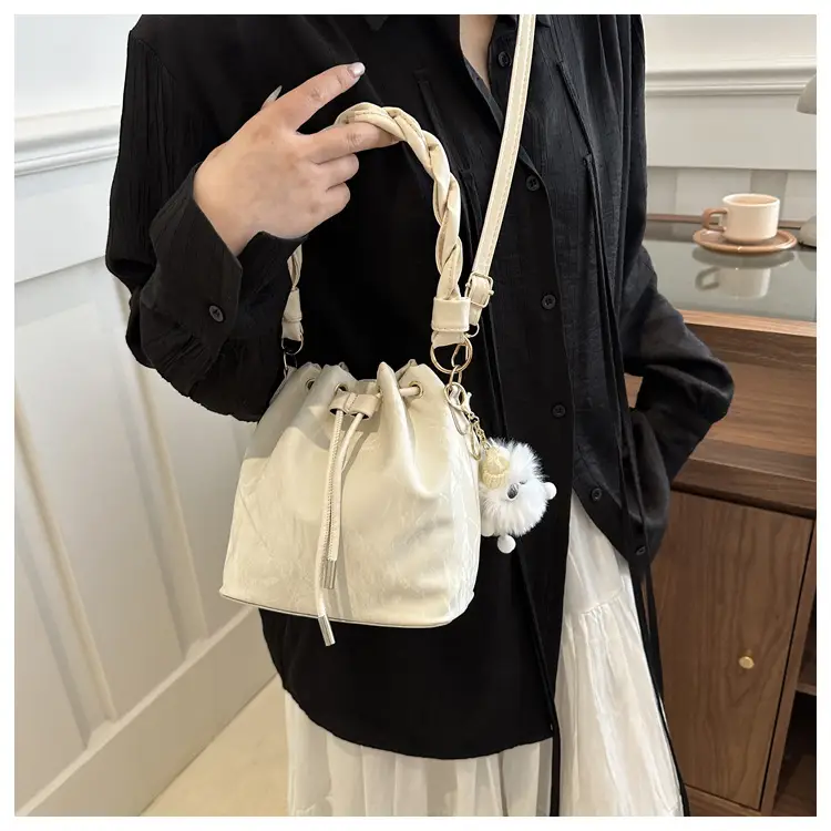 Korean Style Bucket Bag Women's Shoulder Bag Summer 2024 — feature 7