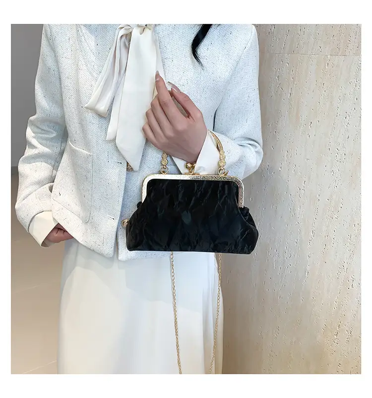 Pink Velvet Clip Chain Shoulder Bag for Women — feature 12