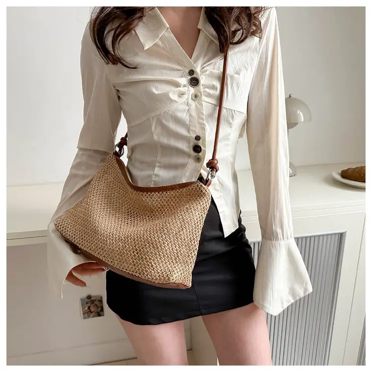 Women Straw Handbag Vintage Woven Large Capacity — feature 18