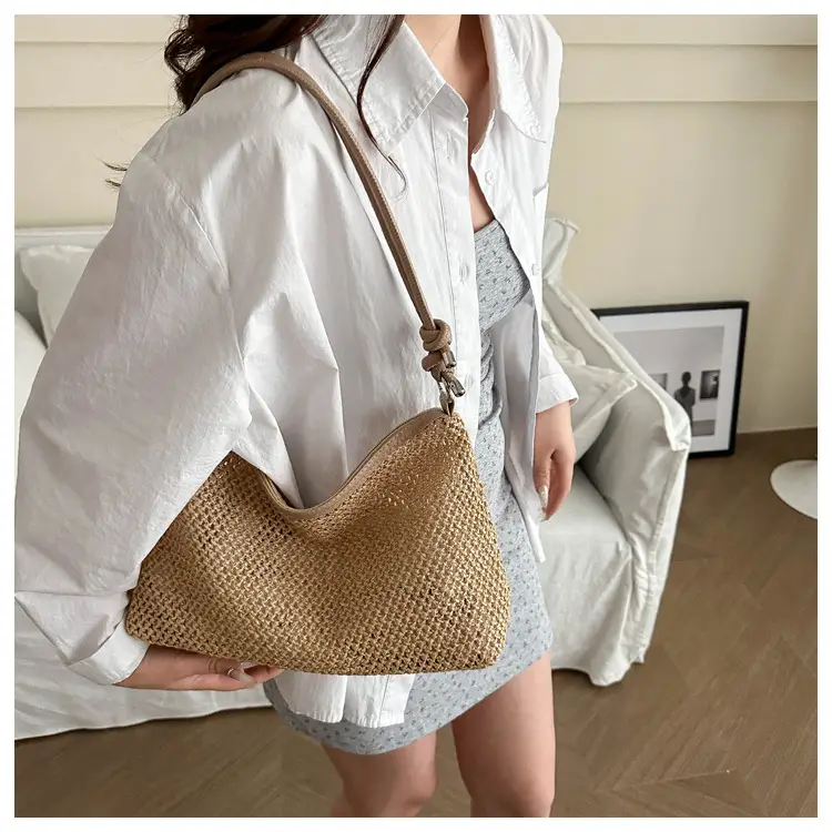 Women Straw Handbag Vintage Woven Large Capacity — feature 21