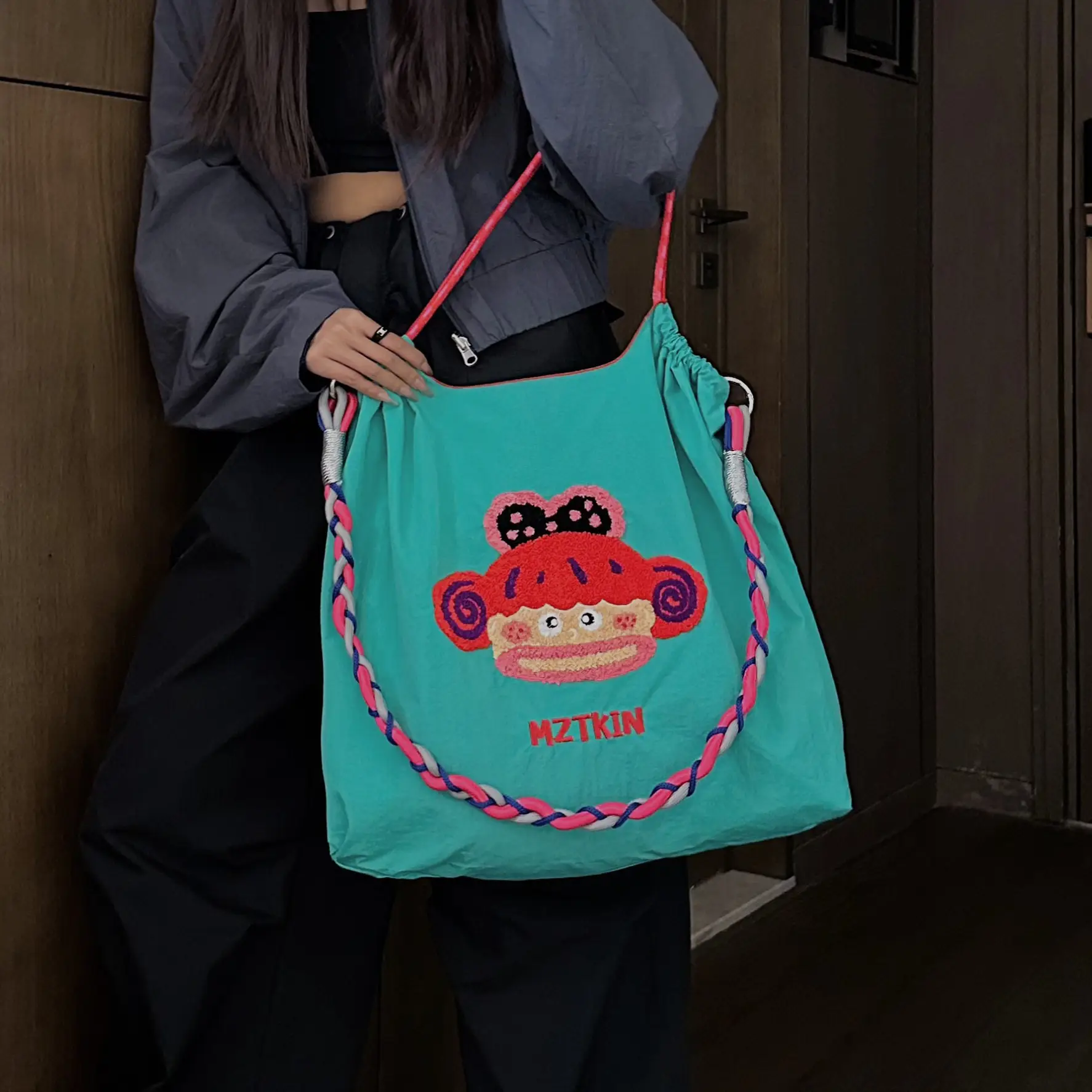 Mztkin Yellow Embroidered Shoulder Bag Large Capacity - Image 10