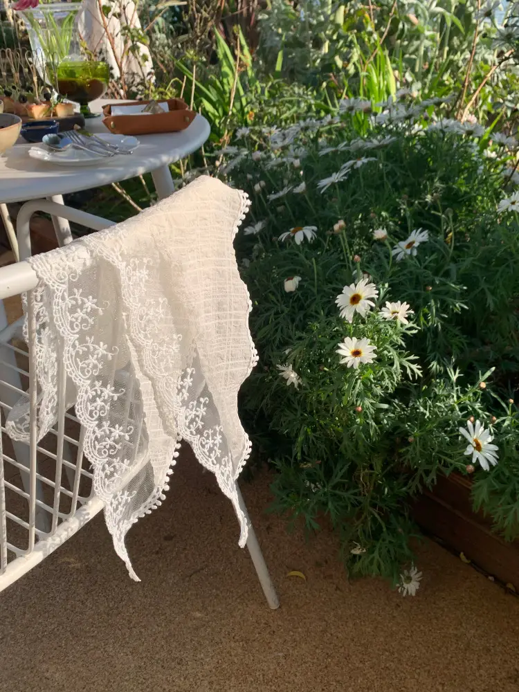 French Lace Triangle Scarf Beige Western Decorative Headscarf — feature 5