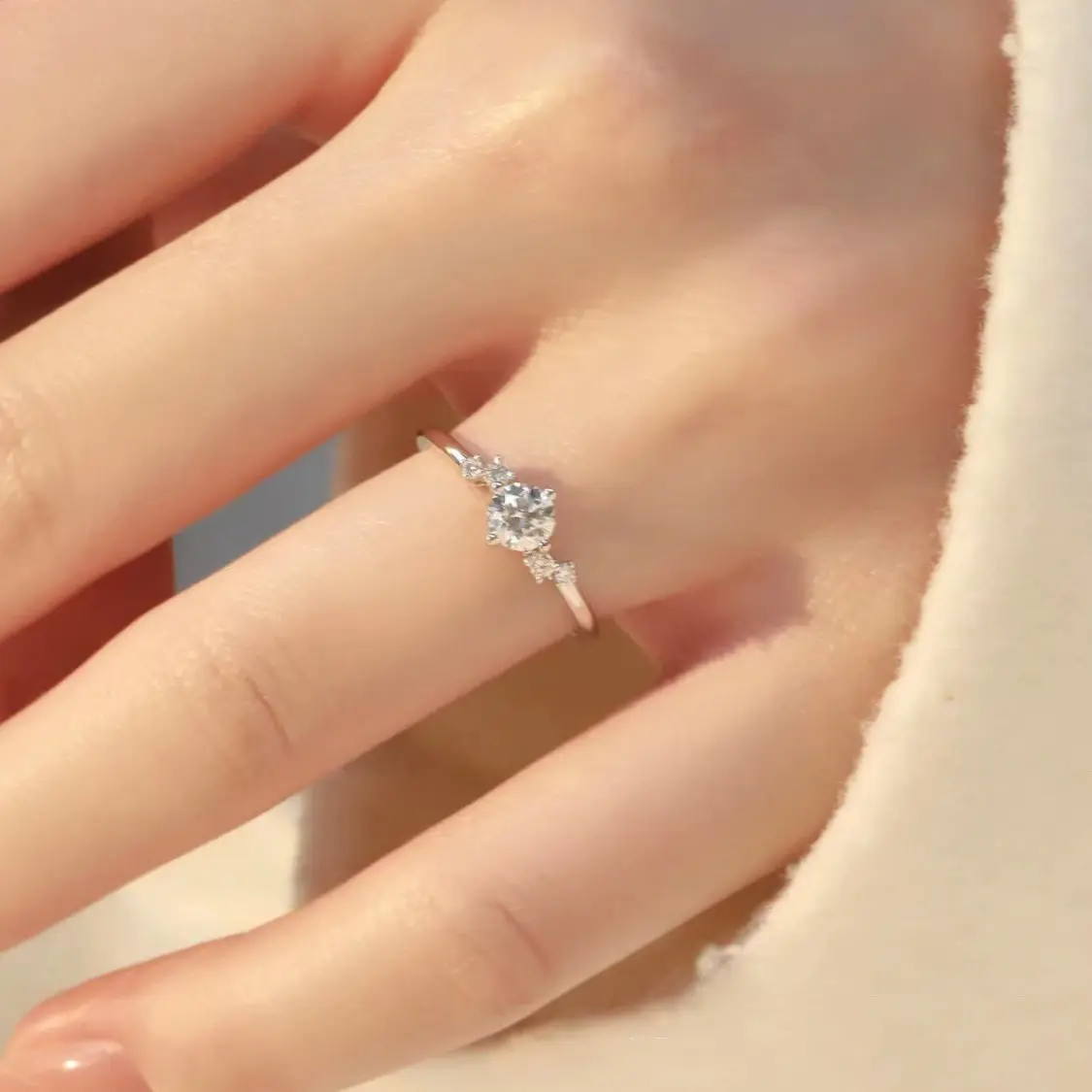 S925 Sterling Silver Four Claw Moissanite Wedding Ring - Image 4