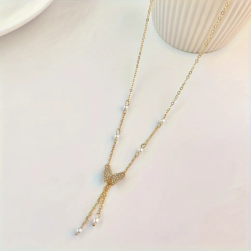 Gold Butterfly Pearl Clavicle Chain for Women