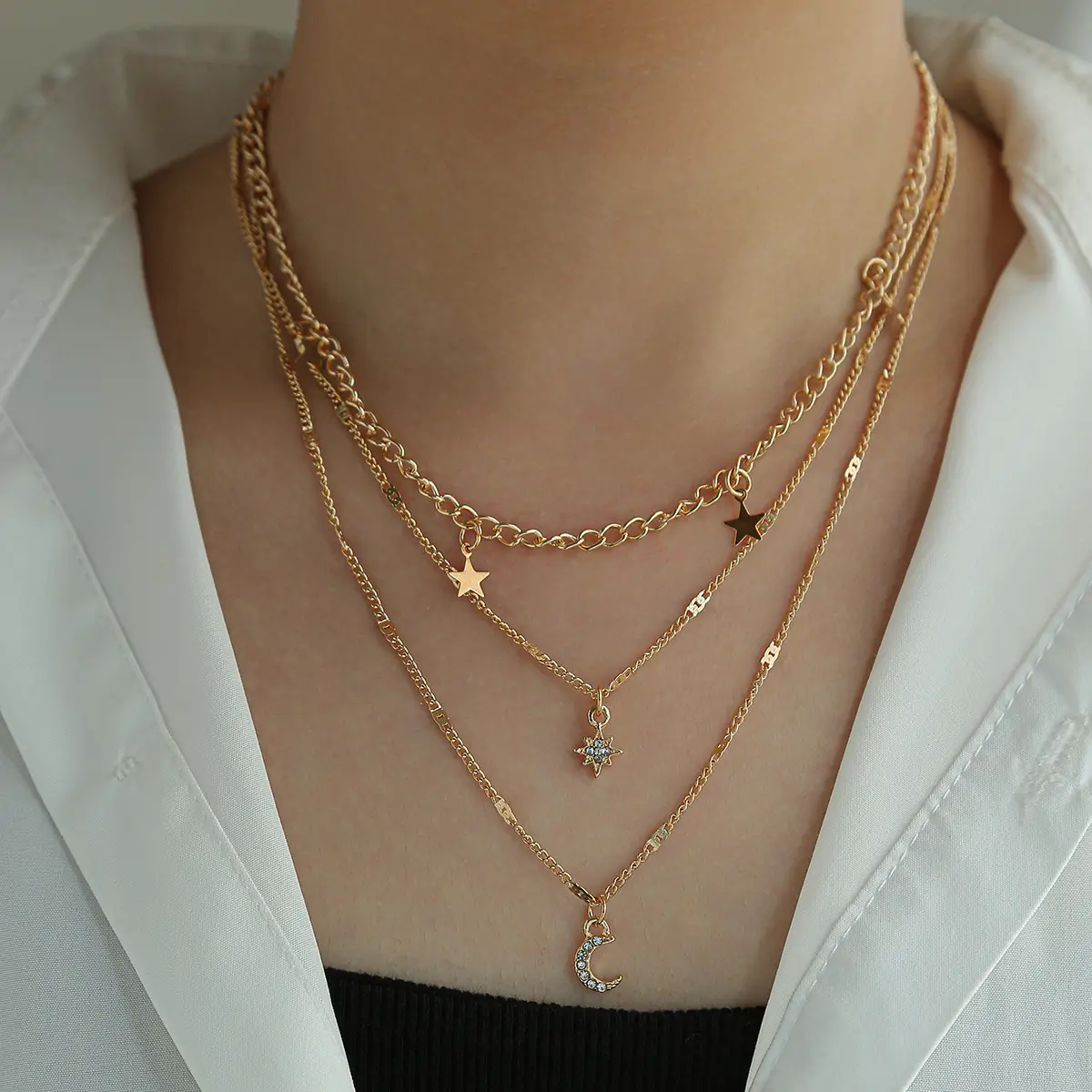 Gold Butterfly Pearl Clavicle Chain for Women