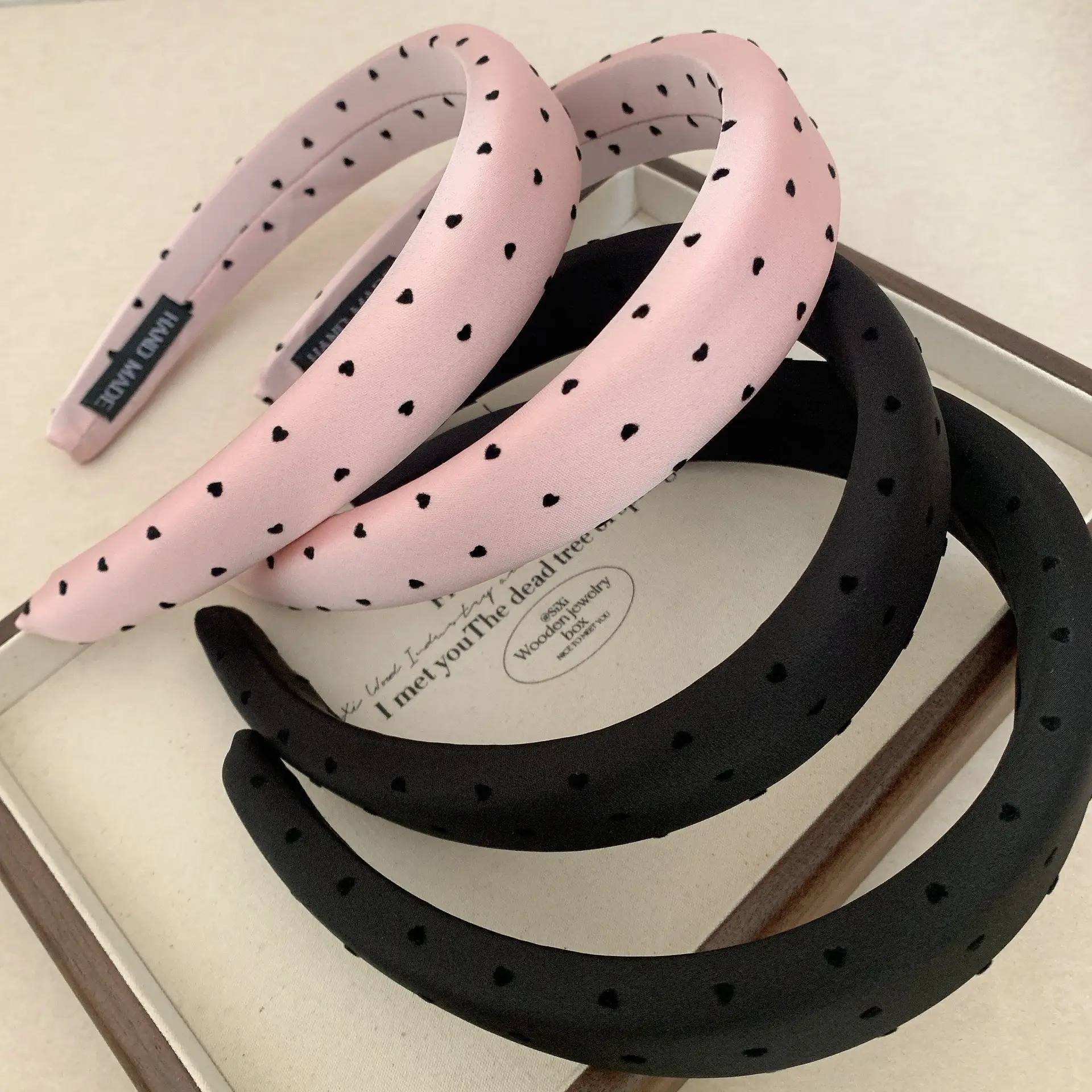 Black Satin Hair Band with Wave Design — feature 12