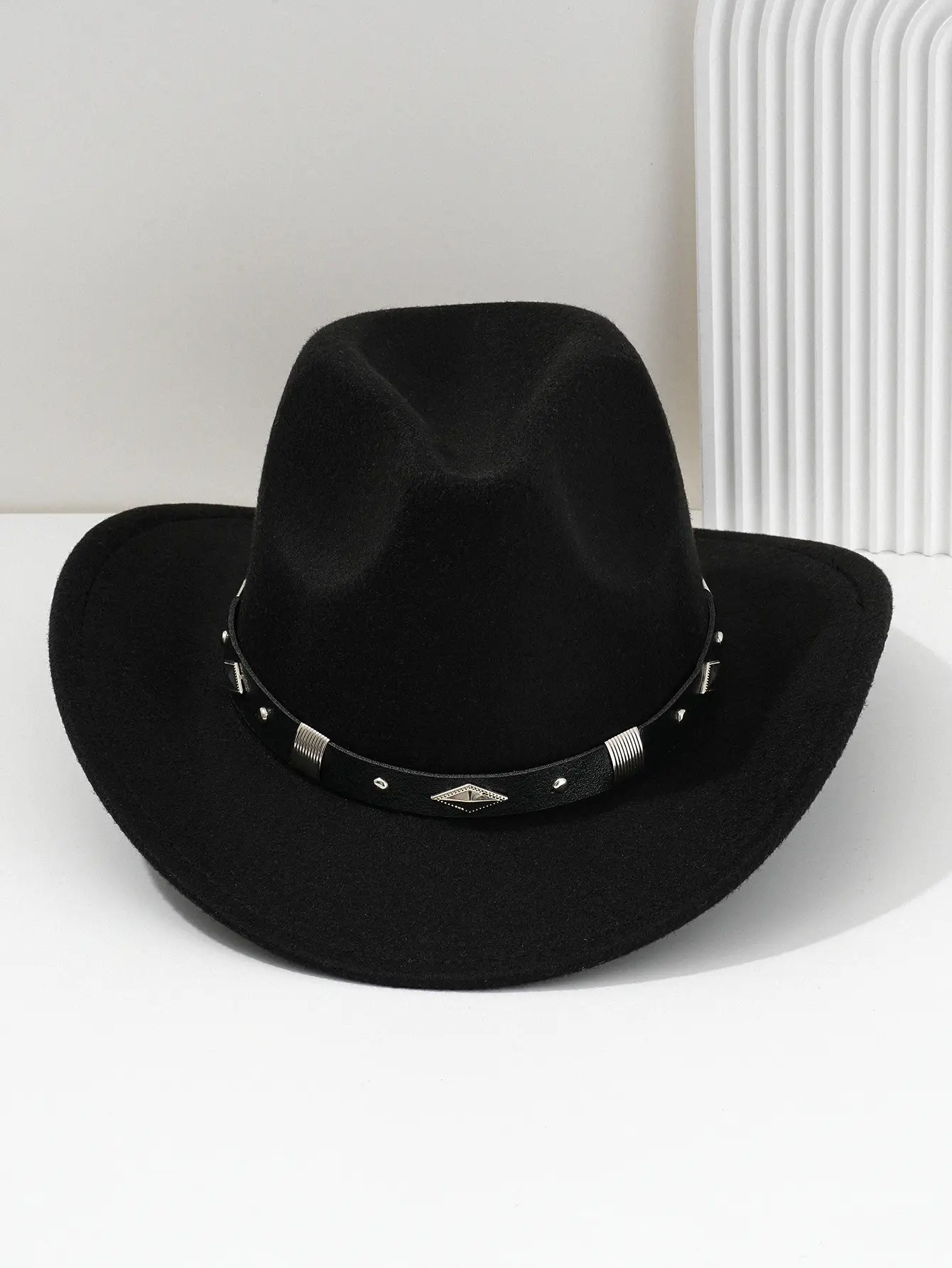 Men's Brown Felt Concert Hat with Metal Belt — feature 2