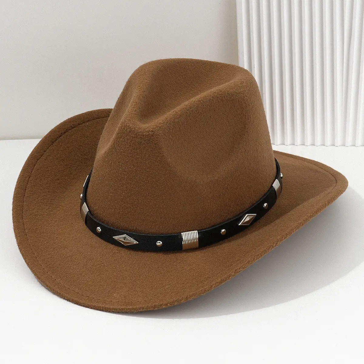 Men's Brown Felt Concert Hat with Metal Belt - Image 6